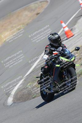 media/Nov-12-2023-Classic Track Days (Sun) [[11f17acb81]]/Group 3/session 2 turn 9/